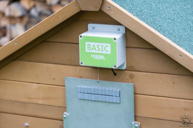 Unité de contrôle automatique pour porte de poulailler Basic